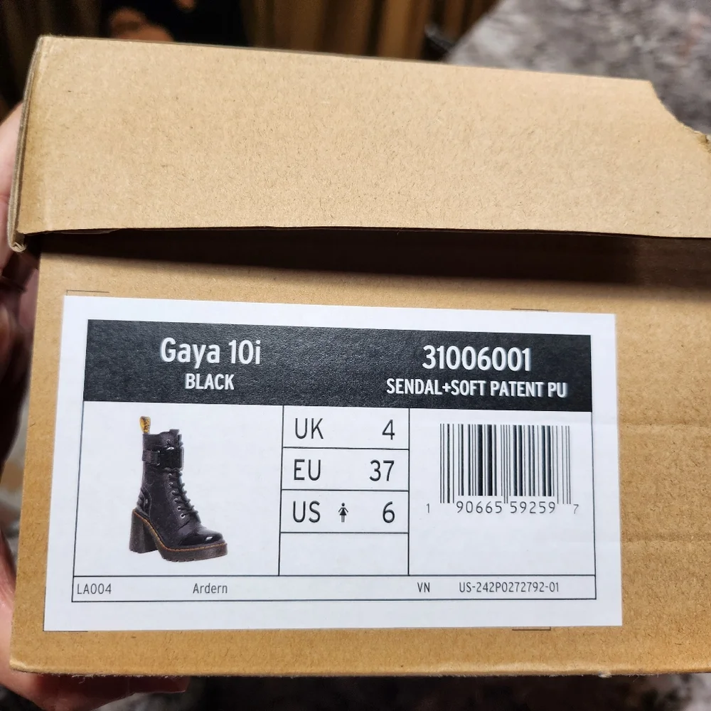 Dr. Martens black Gaya 10i Chunky Heel boots Size US 6. - Picture 5 of 8